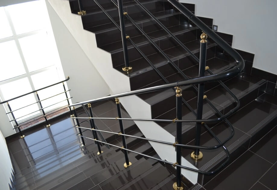Ограждения лестничного марша